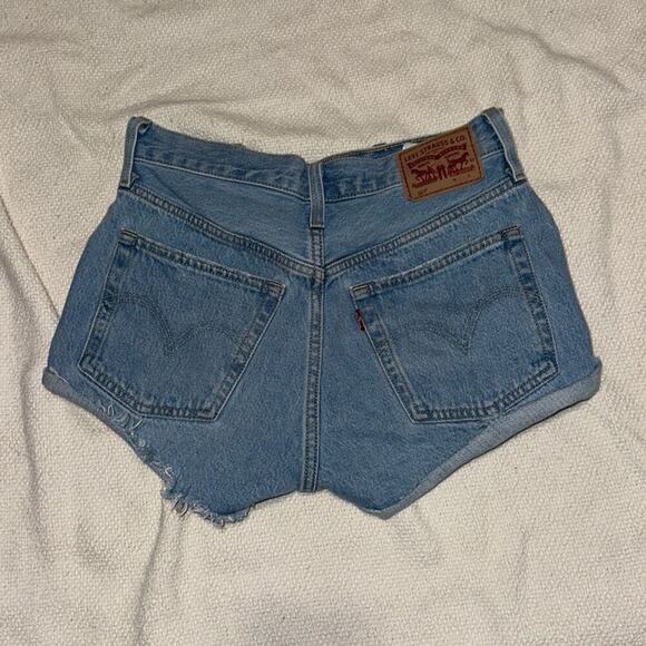 Levi’s Blue High Waist Cut-Off Denim Shorts | Sz 25 - Picture 6 of 6